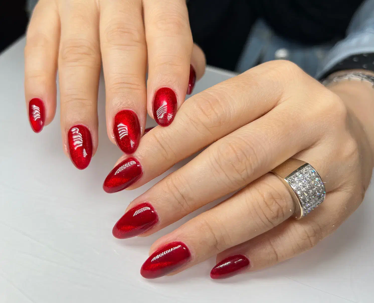 انواع خدمات کاشت ناخن فقط با ۴۰۰ تومان|خدمات آرایشگری و زیبایی|رشت, دیلمان|دیوار