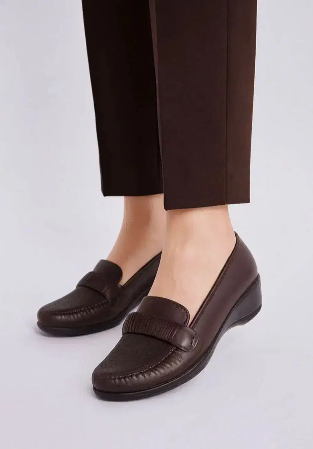 کفش شیک زنانه زیر قیمت خرید فقط بخاطر بستن مغازه|کیف، کفش، کمربند|گرگان, |دیوار