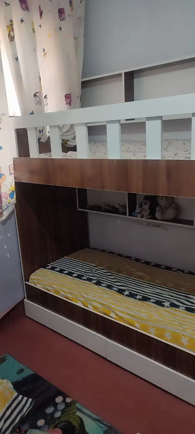 تخت دوطبقه نوجوان|تخت و سرویس خواب|شاهین‌شهر, مسکن مهر|دیوار