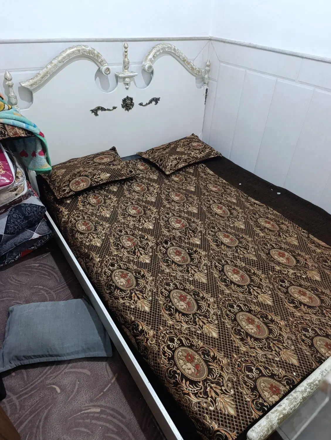 تخت خواب و تشک|تخت و سرویس خواب|قم, ولیعصر|دیوار