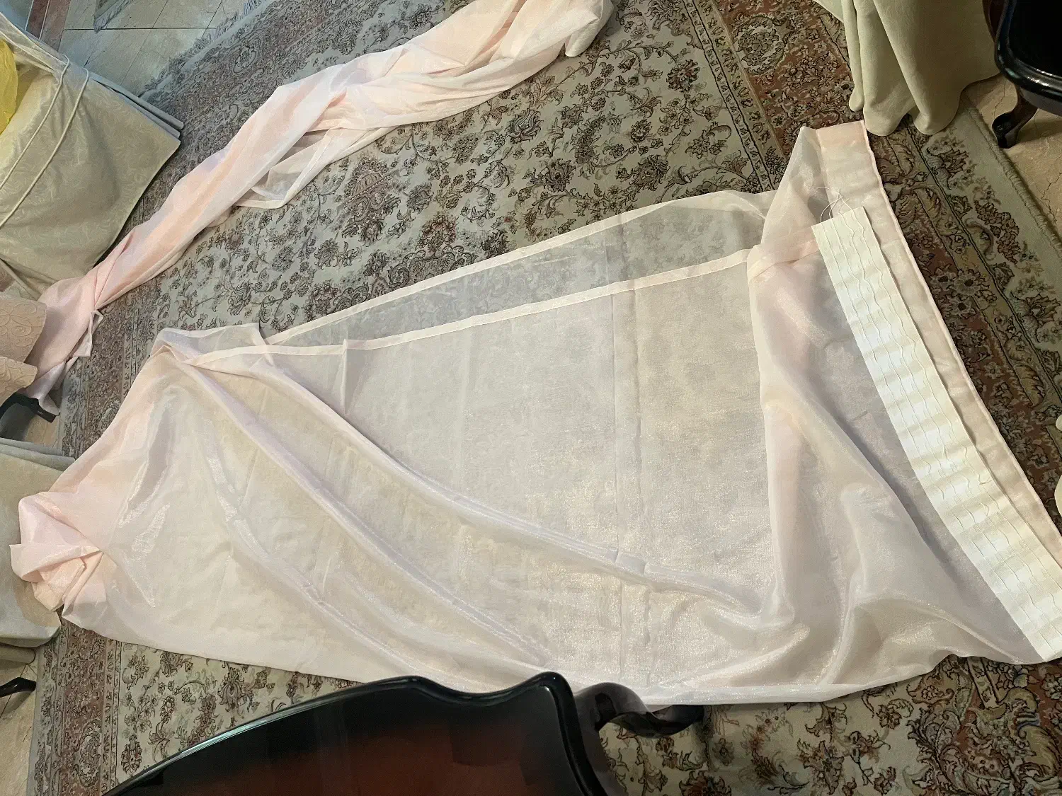 دو عدد پرده حریر کاملا نو|پرده، رانر، رومیزی|تهران, ستارخان|دیوار