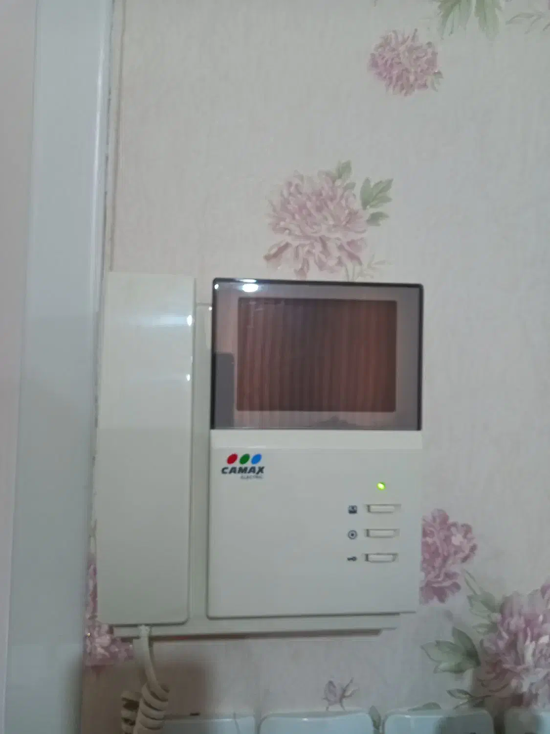 آیفون  تصویری  رنگی|دوربین مداربسته|ارومیه, |دیوار