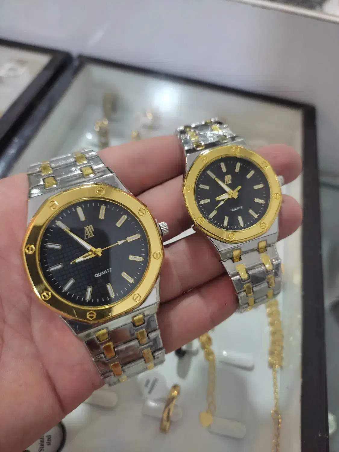 ساعت Ap|ساعت|یزد, |دیوار