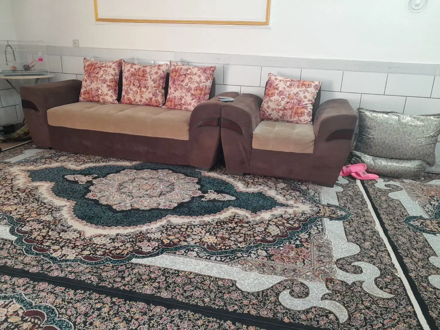 مبل راحتی بامیز عسلی ۷نفره کارکرده فروشی|مبلمان خانگی و میز عسلی|آزادشهر, |دیوار