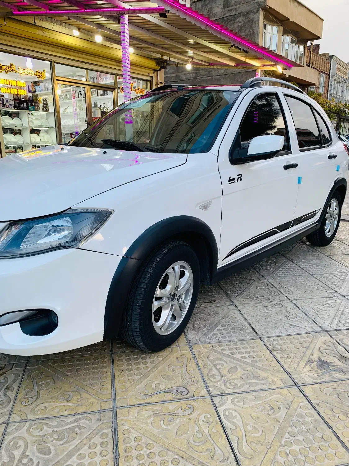 کوییک r 1400  در حد خشک|خودرو سواری و وانت|مهاباد (آذربایجان غربی), |دیوار