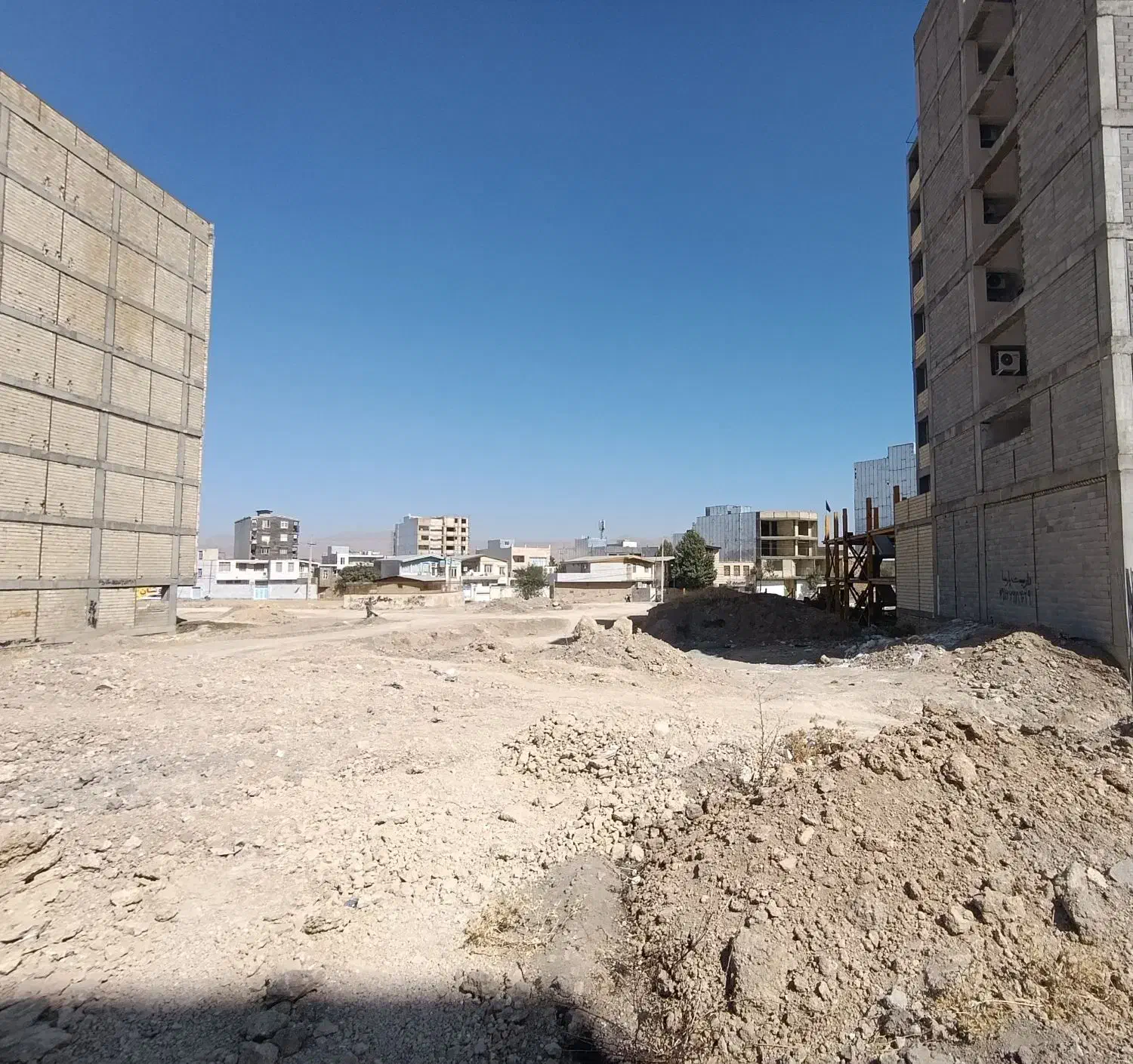 فروش انواع متراژ زمین/در اکثر لوکیشن ها|فروش زمین و ملک کلنگی|دورود, |دیوار