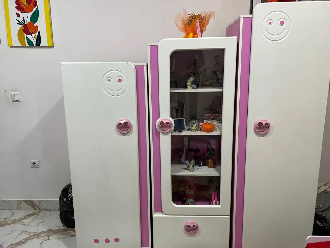 تخت و کمد دخترانه|تخت و سرویس خواب|شهرکرد, |دیوار