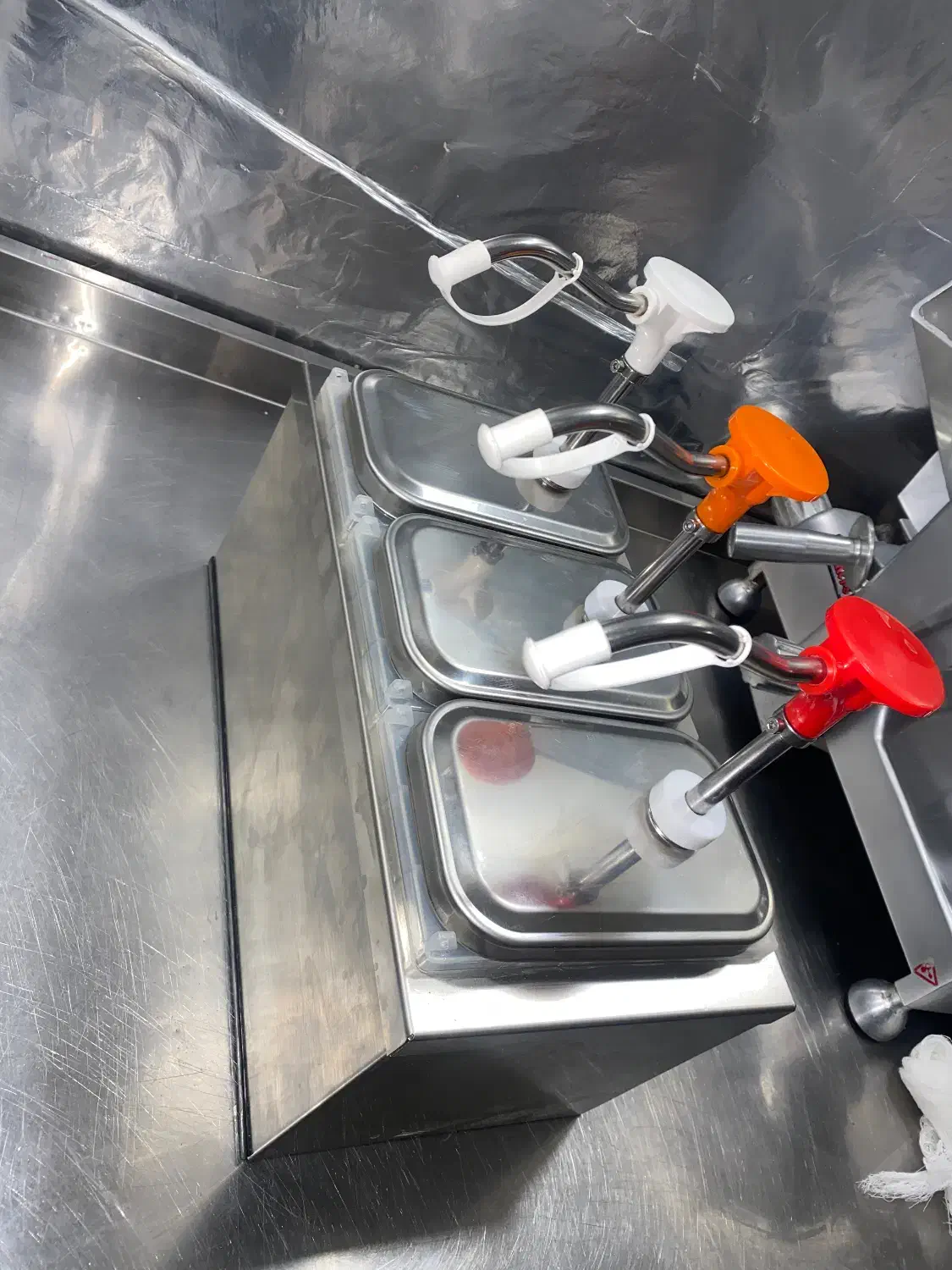 پمپ سس سه تایی ایتالیایی|کافی‌شاپ و رستوران|تهران, سازمان آب|دیوار