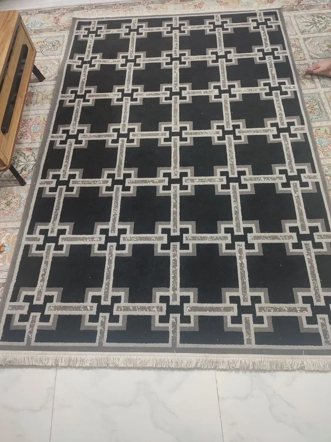 قالیچه|فرش|نیشابور, شهید بهشتی|دیوار