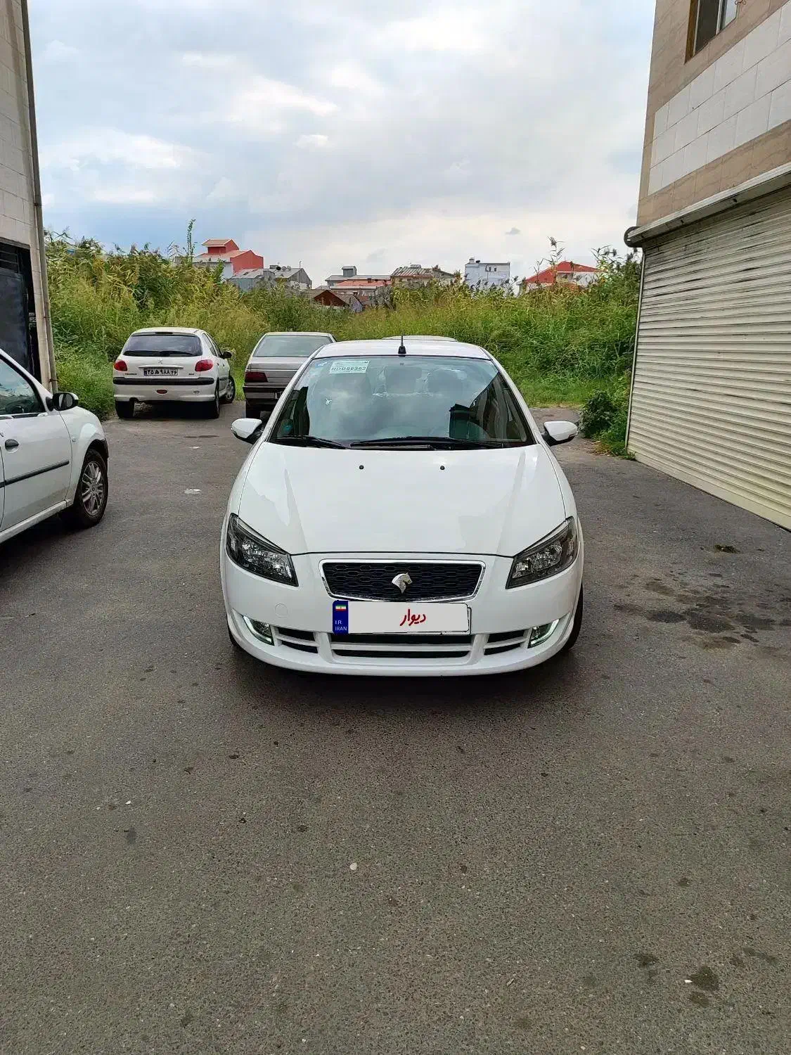 رانا پلاس 1403|خودرو سواری و وانت|رشت, باهنر|دیوار