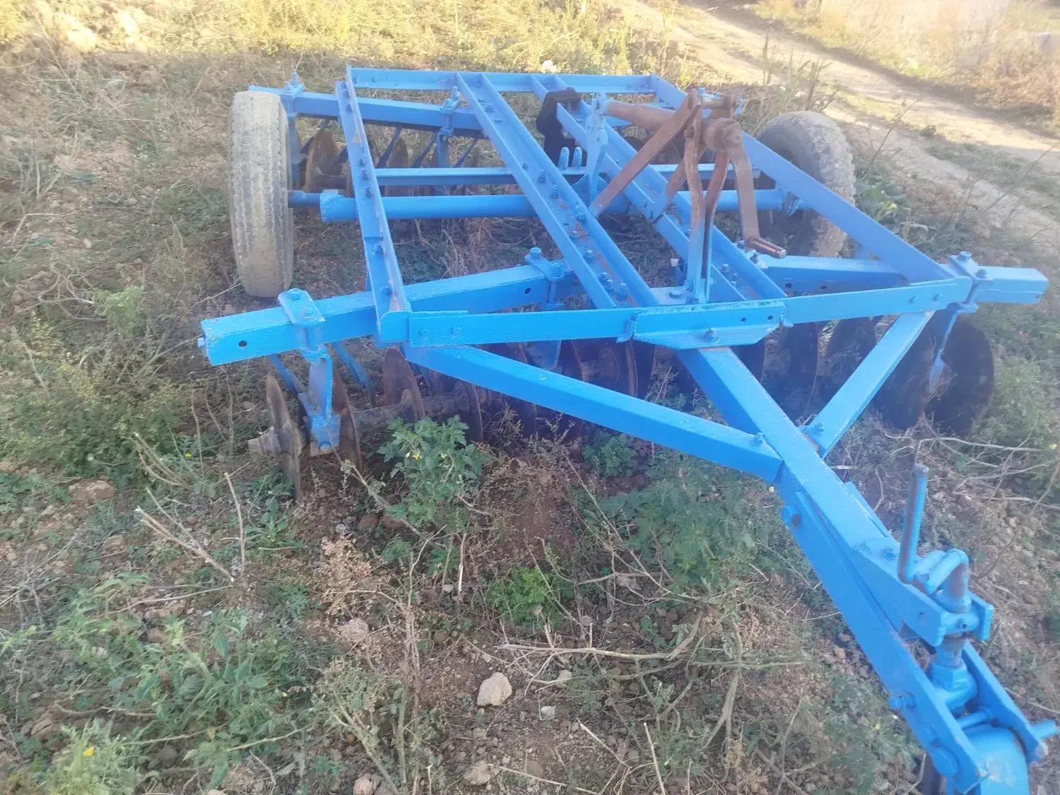 دو عدد دیکس چرخی 28پر|ماشینآلات صنعتی|دوزین, |دیوار