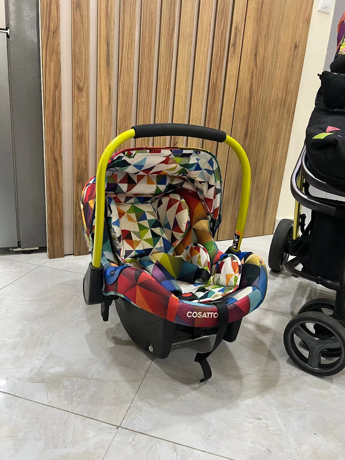 کالسکه کوزاتو خارجی|کالسکه و لوازم جانبی|لاهیجان, انقلاب|دیوار