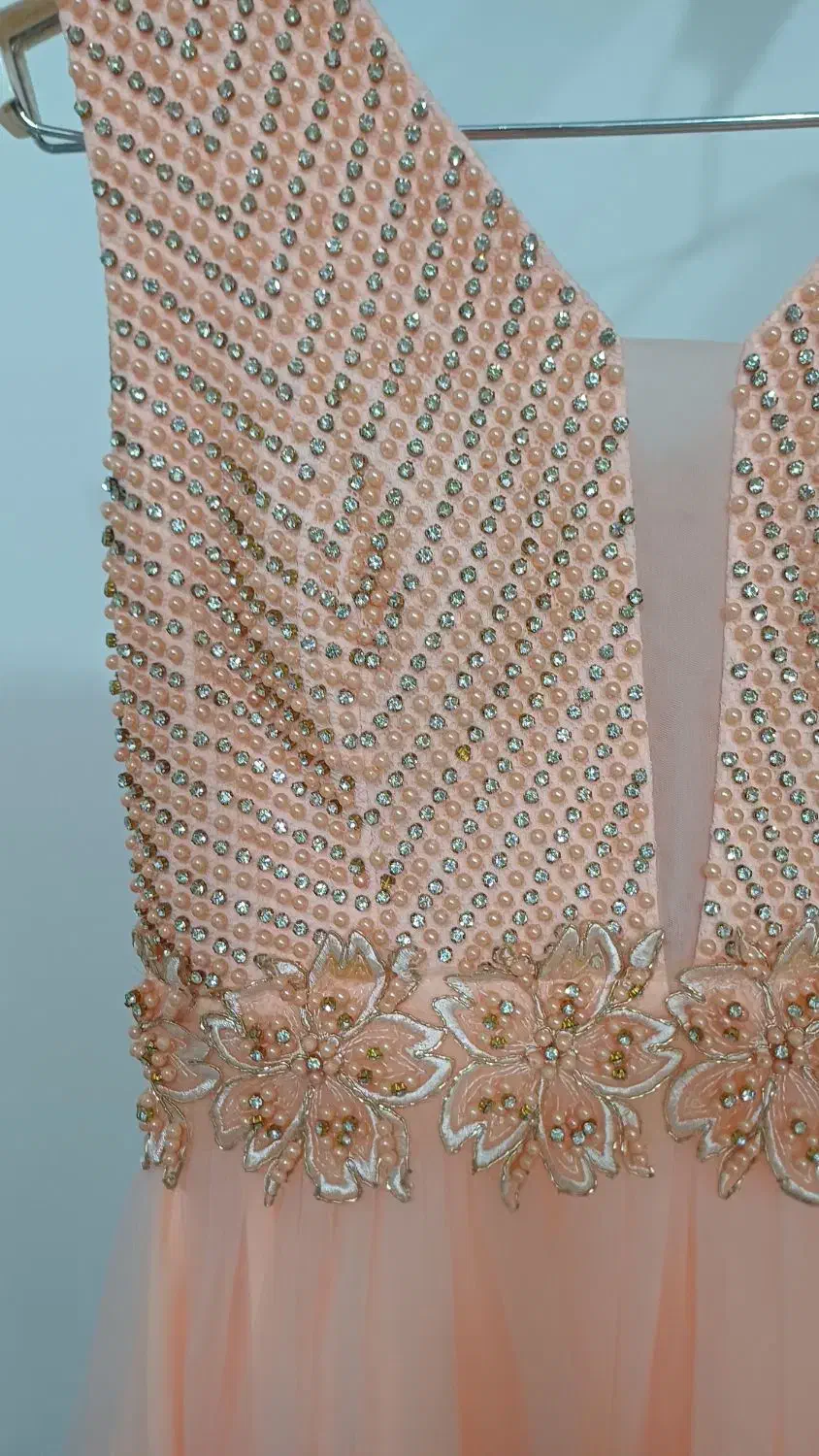 لباس. تمام سنگ مجلسی|لباس|لوندویل, |دیوار