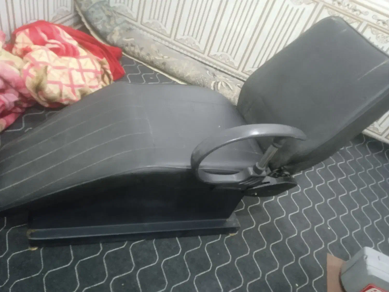 صندلی ارایشگاه|آرایشگاه و سالنهای زیبایی|باوی, |دیوار