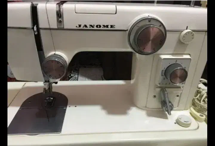 چرخ ژانومه با چرخ سردوز|چرخ خیاطی و ریسندگی|کرمان, |دیوار