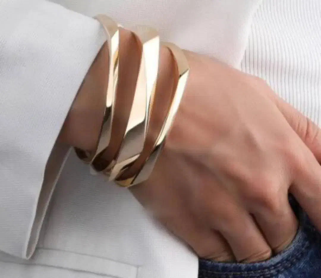 نیم ست طلا با چک یا سفته|جواهرات|اصفهان, نقش جهان|دیوار