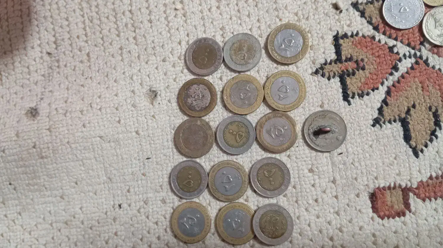 تعداد زیادی سکه جمهوری و شاهی وسکه های قدیمی|کلکسیون سکه، تمبر، اسکناس|نجف‌آباد, یزدانشهر|دیوار