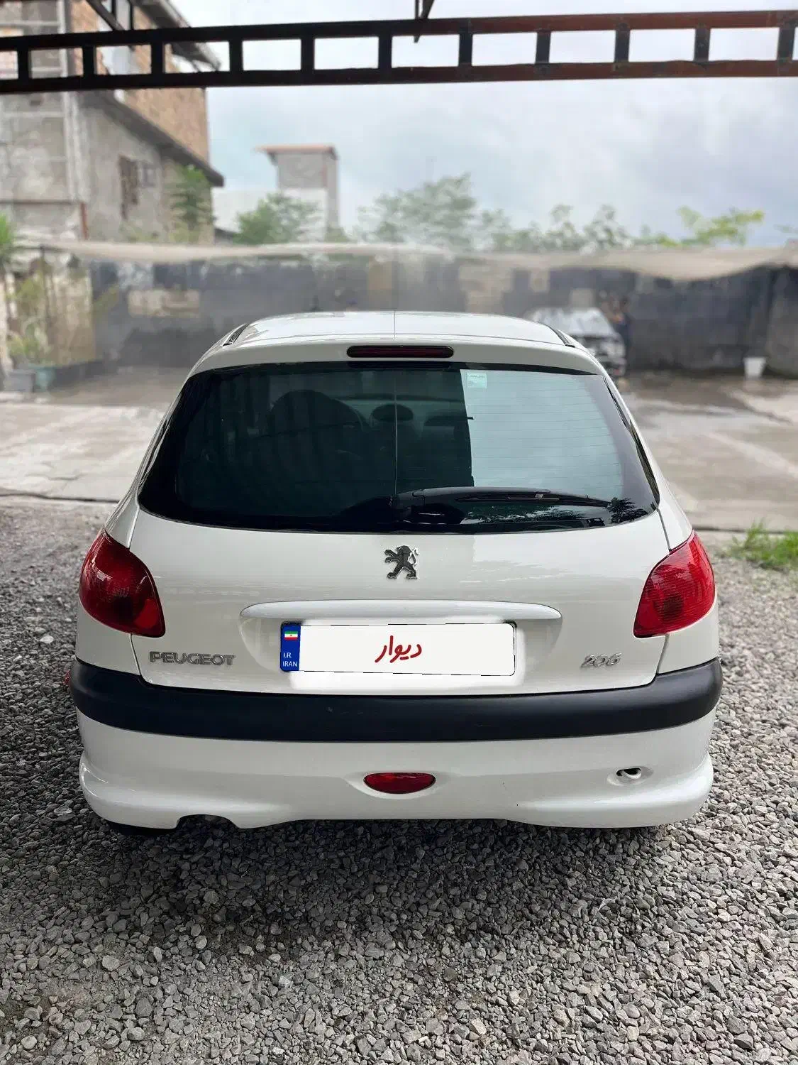 پژو ۲۰۶ مدل ۸۹ بشرط فروش و معاوضه|خودرو سواری و وانت|نوشهر, |دیوار