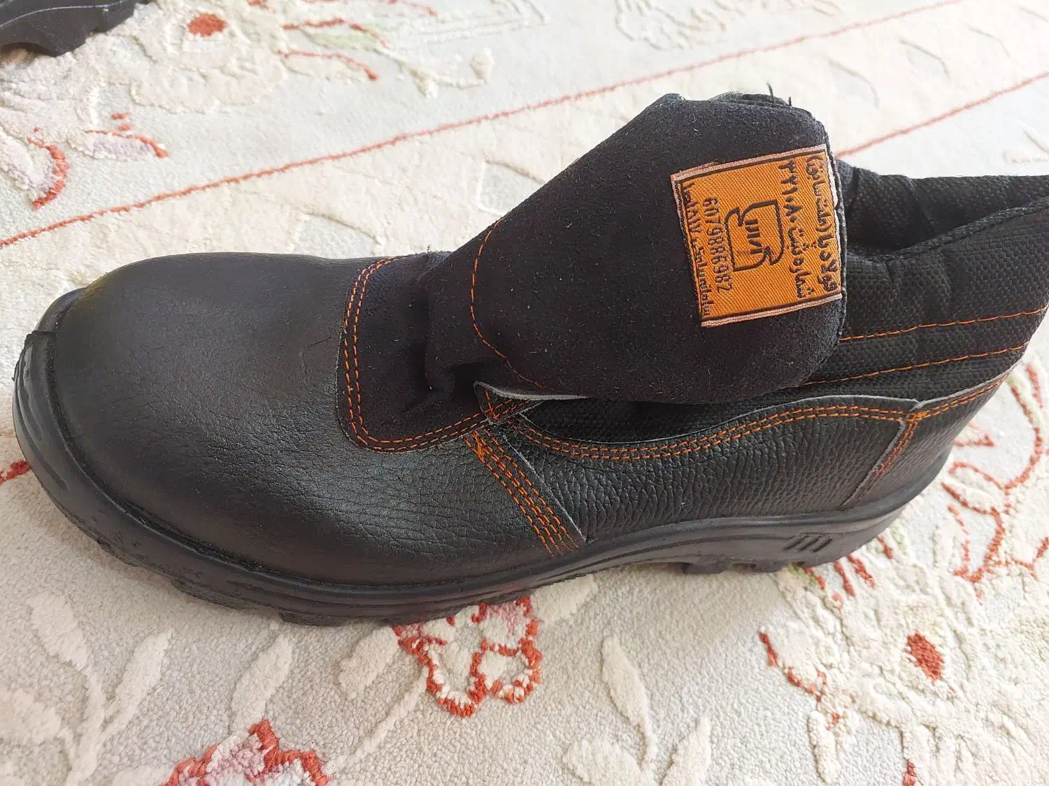 فروش کفش ایمنی کار و کاپشن|کیف، کفش، کمربند|رفسنجان, |دیوار