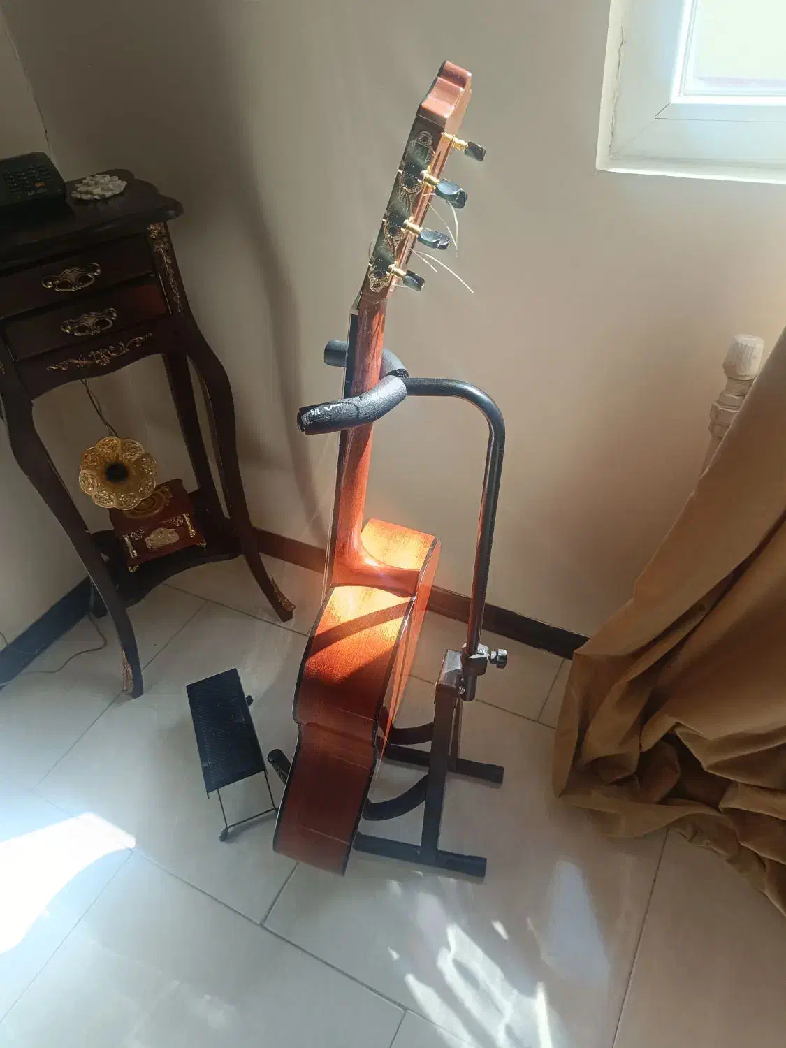 گیتار کلاسیک مارتینز مدل MC-C20|گیتار، بیس، امپلیفایر|پردیس, فاز ۵|دیوار