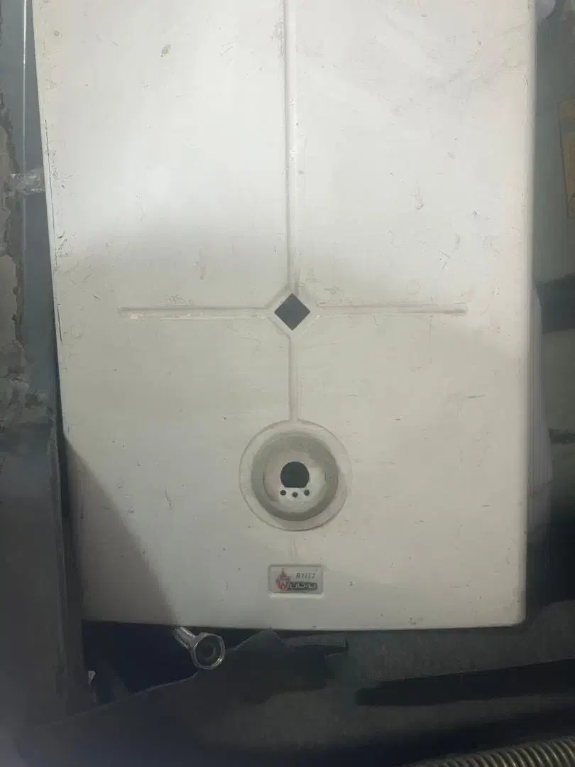 فروش پمپ بنزین پراید، و یک عدد آب گرمکن گازی|آبگرمکن، پکیج، شوفاژ|فردیس, شهرک شهید حسینی|دیوار