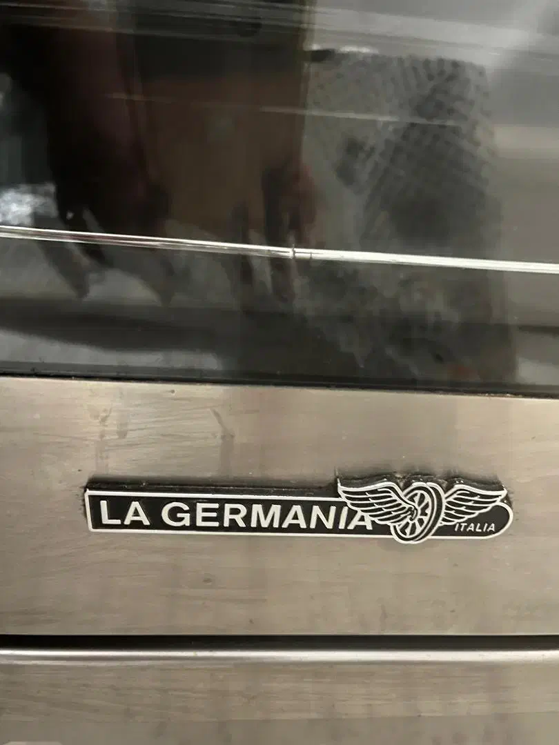 اجاق گاز فر دار ایتالیا لاجرمانیا|اجاق گاز و لوازم برقی پختوپز|هشتگرد, شهرک راه آهن|دیوار