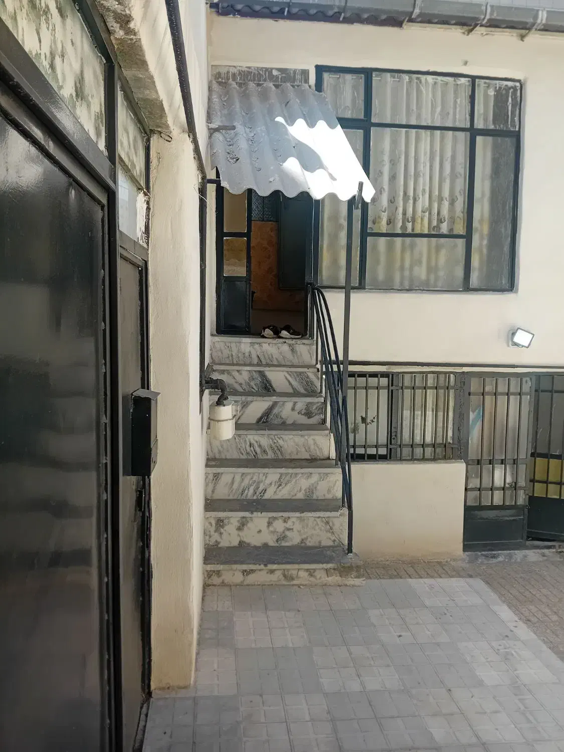 سوئیت منزل ویلایی نزدیک حرم بازار رضا با پارکینگ|اجارهٔ کوتاهمدت آپارتمان و سوئیت|مشهد, چهنو|دیوار