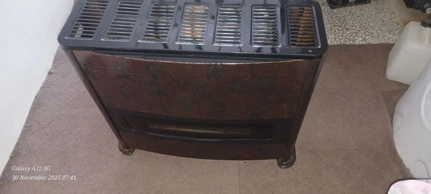 بخاری گازی ۱۴۰۰۰ فروزان|بخاری، هیتر، شومینه|املش, |دیوار