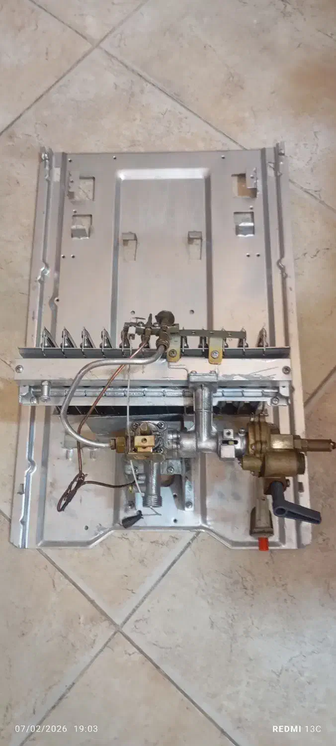 آبگرمکن بدون مبدل|آبگرمکن، پکیج، شوفاژ|شاهرود, |دیوار