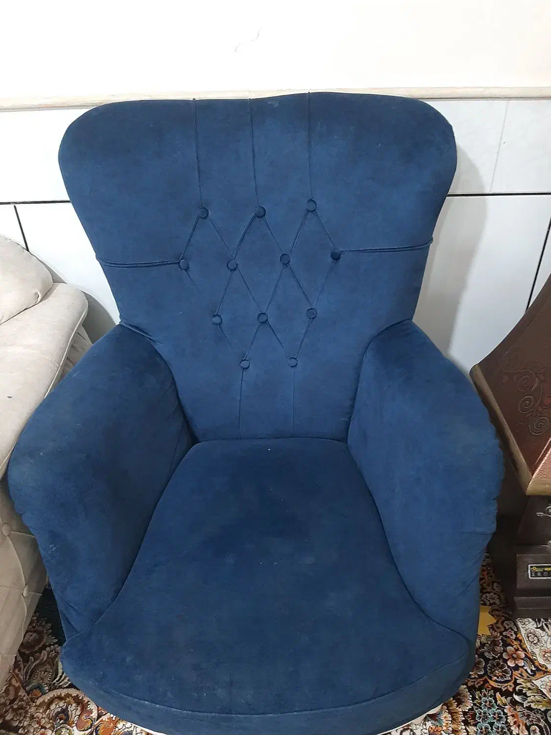 یک دست مبل هفت نفره|مبلمان خانگی و میز عسلی|تهران, شهرک ولیعصر شمالی|دیوار