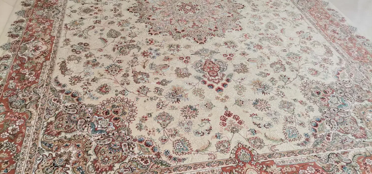 فرش مشهد یک عدد|فرش|نیشابور, کوی یغما|دیوار