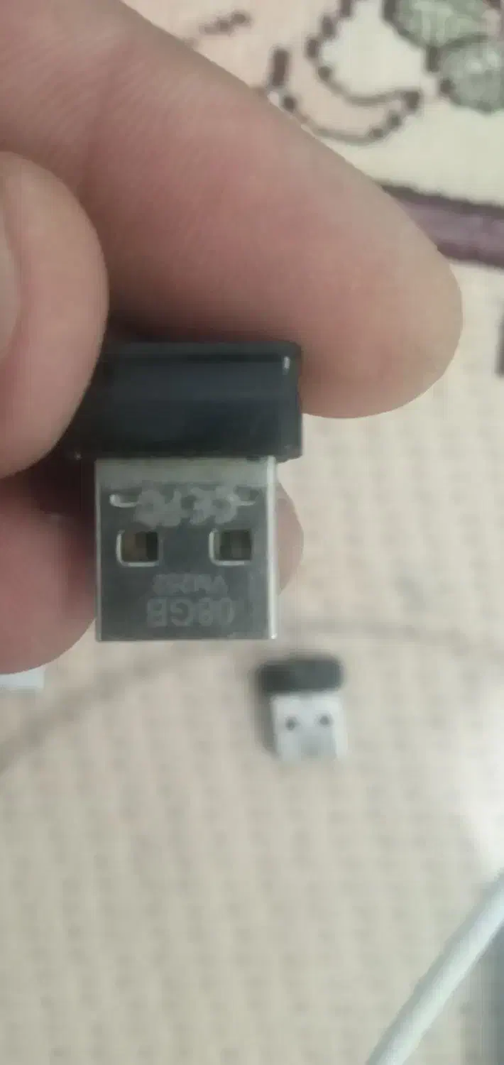 فلش.۳۲و۸گیگ|لوازم جانبی موبایل و تبلت|خرم‌آباد, |دیوار