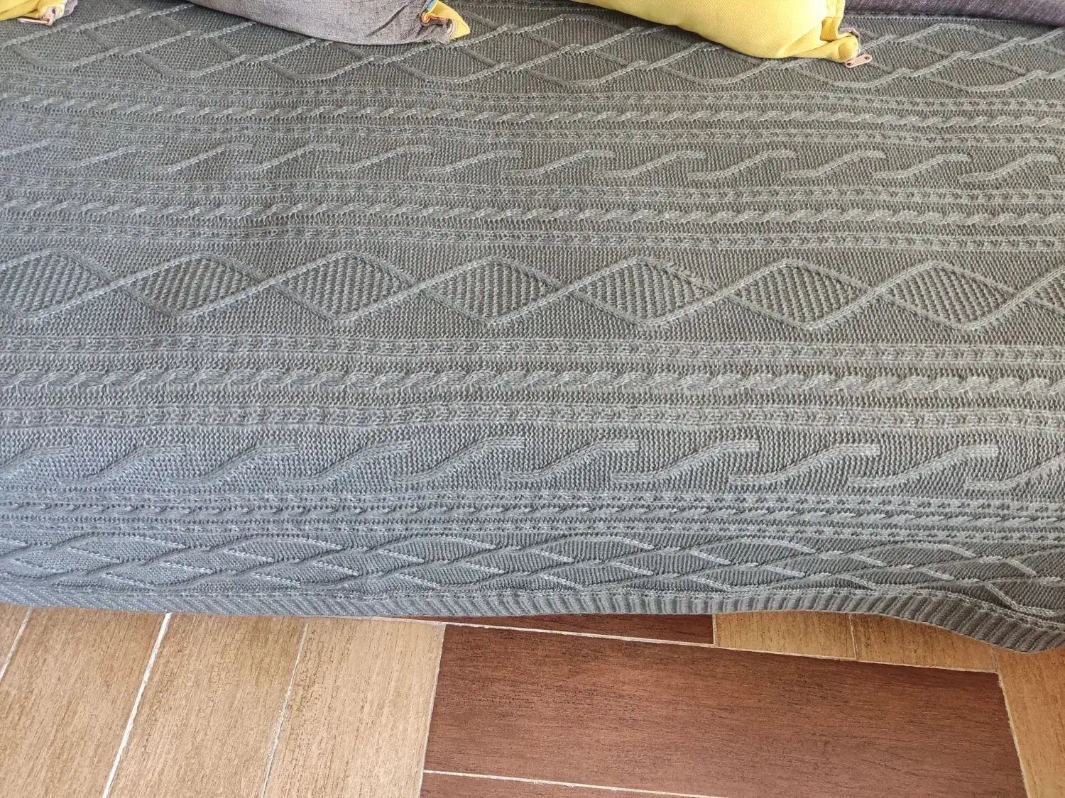 شال مبل نو|رختخواب، بالش، پتو|خرمآباد, |دیوار