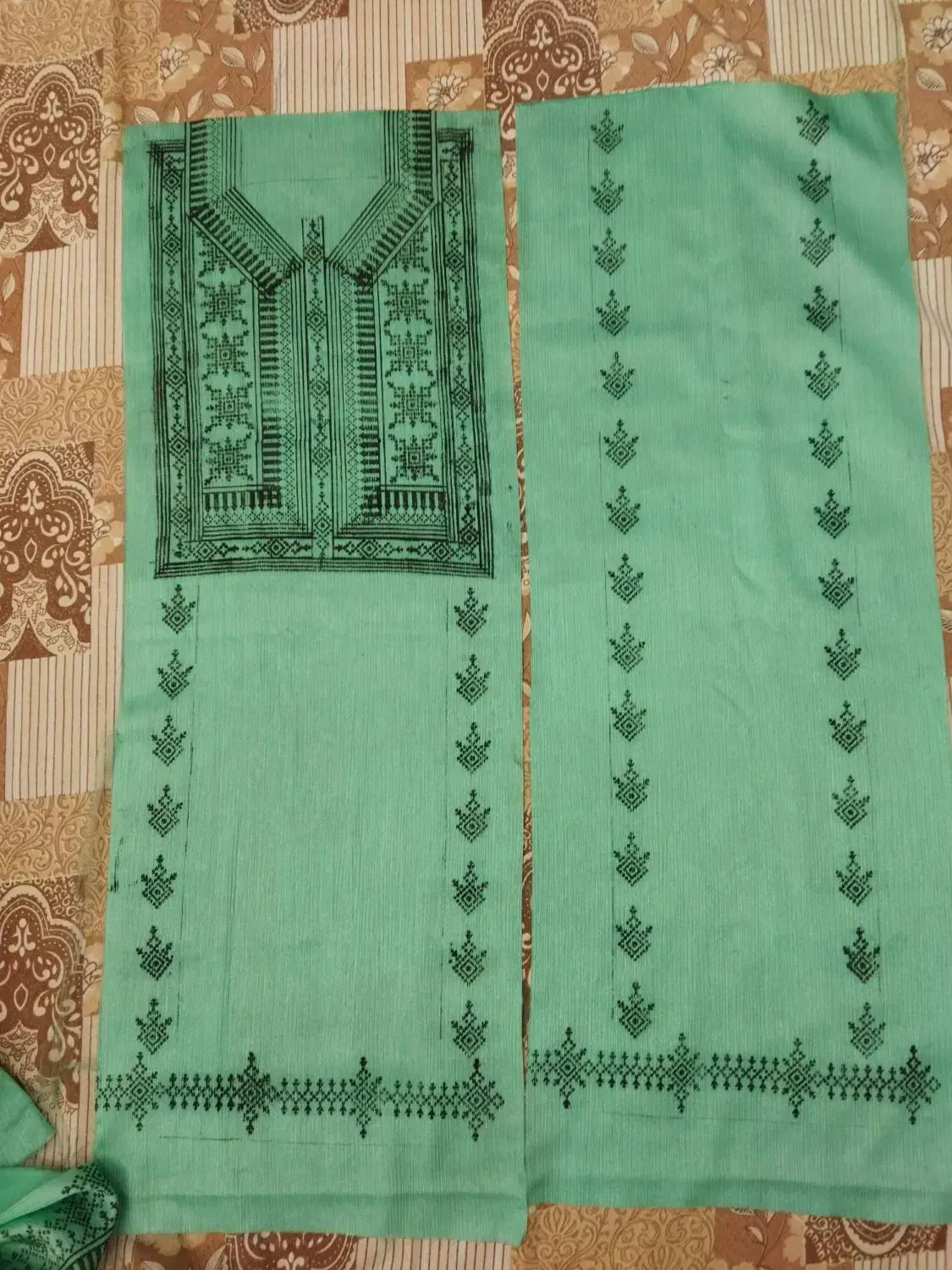 دخترانه شیک|کفش و لباس بچه|ایرانشهر, |دیوار