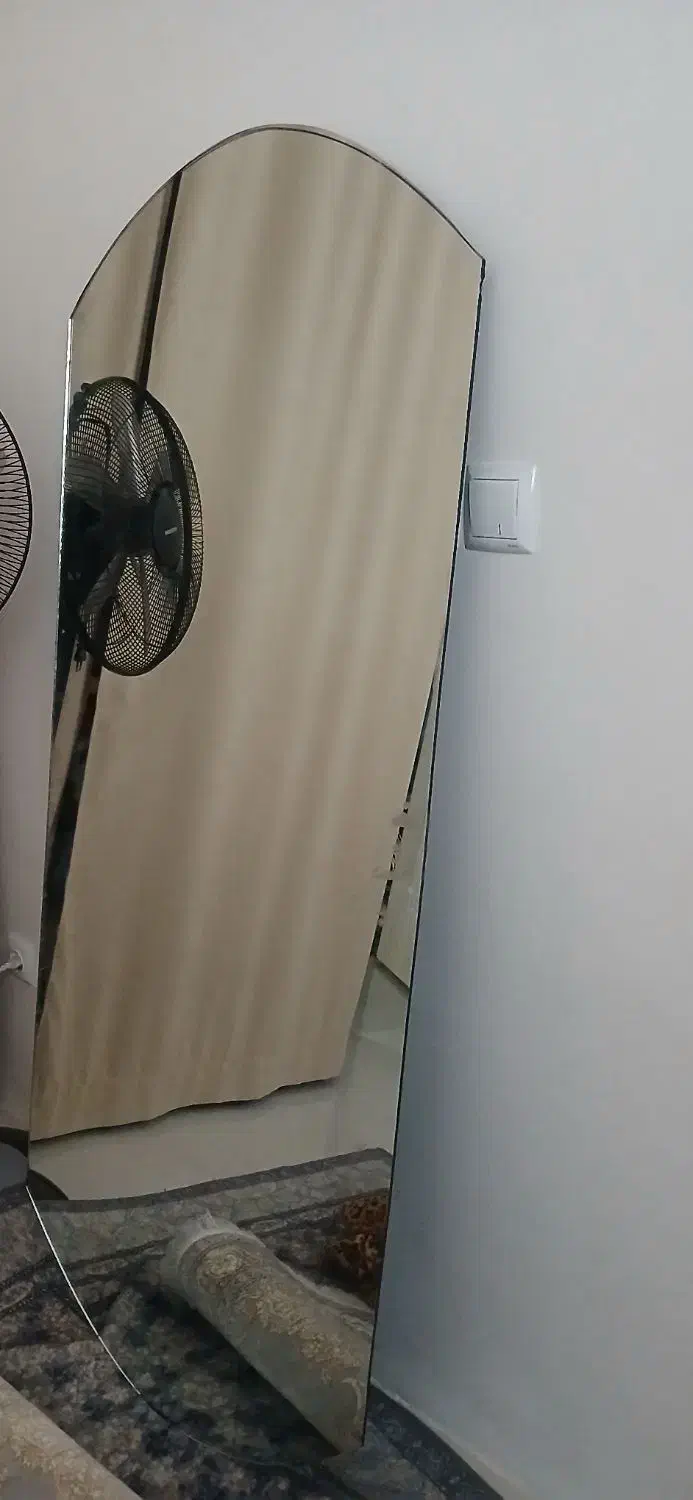 آینه قدی کاملا سالم|آینه|اردبیل, |دیوار