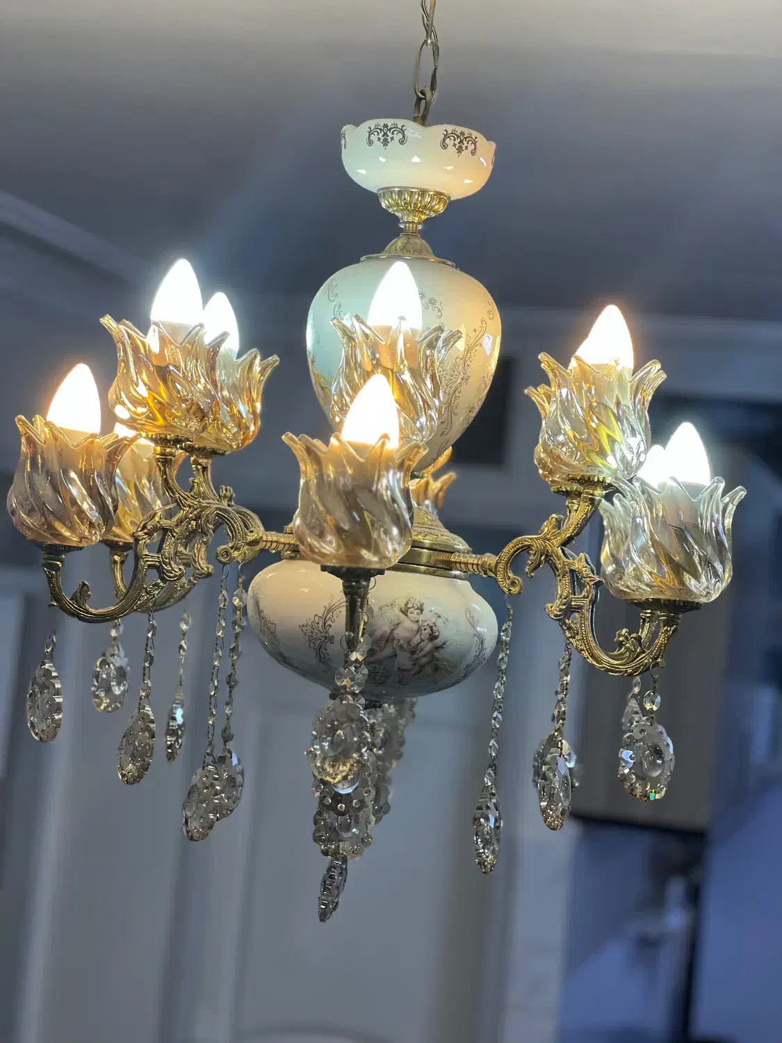 لوستر فلورانس جنس برنج وسرامیک بسیار شیک|لوستر و چراغ آویز|تهران, خانی آباد نو شمالی|دیوار