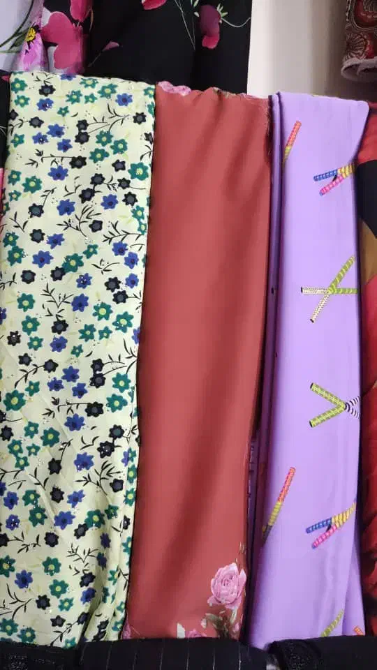 حراج انواع پارچه الیزه کودری وکریشه فقط وفقط ۴۵۰|لباس|شادگان, |دیوار