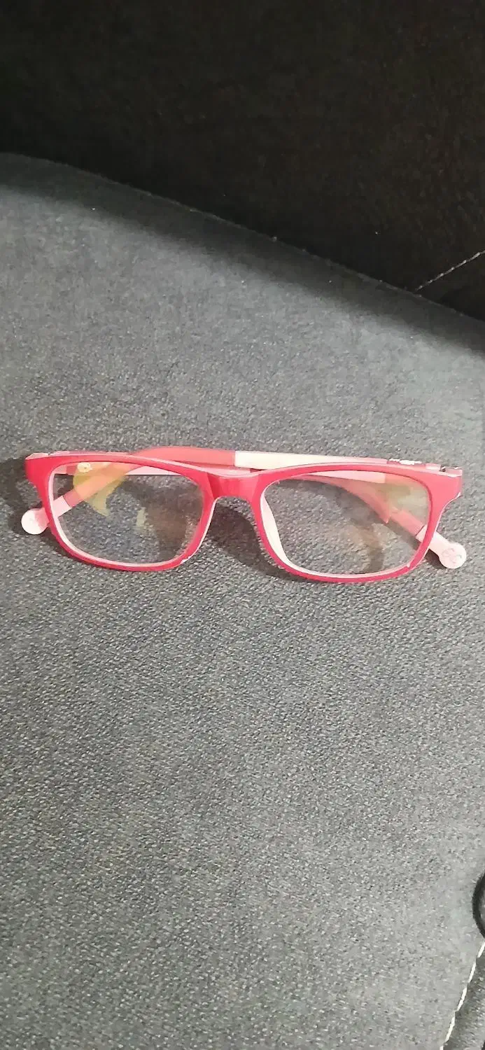 عینک سالم تمیز|زیورآلات و اکسسوری|قرچک, مجتمع مسکونی طبیعت|دیوار