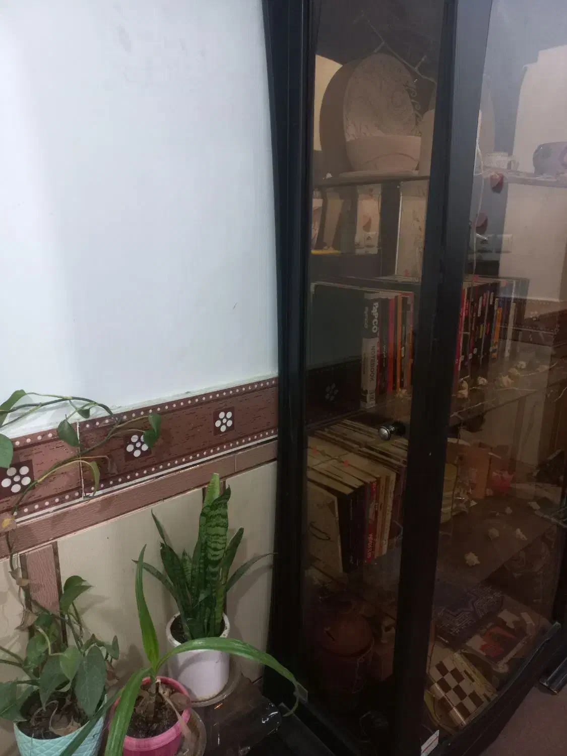 بوفه ویترینی مشکی شیک و جادار|بوفه، ویترین، کنسول|رامهرمز, |دیوار
