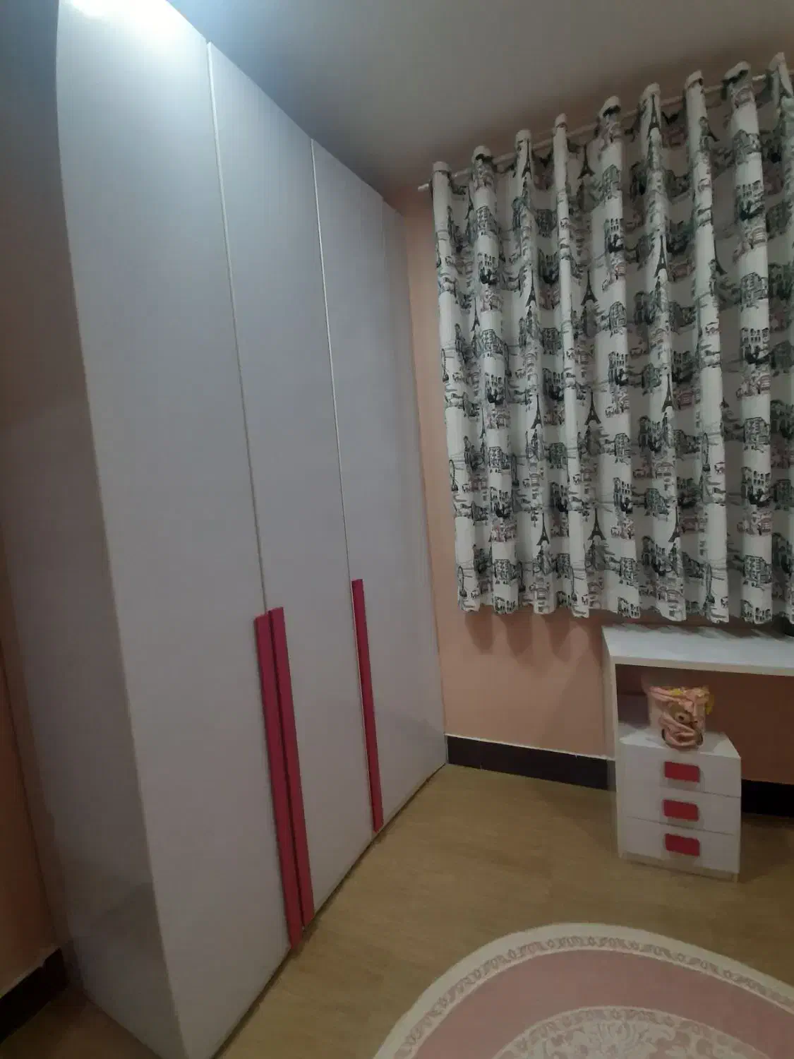 سرویس خواب و کمد دیواری|تخت و سرویس خواب|آبادان, |دیوار