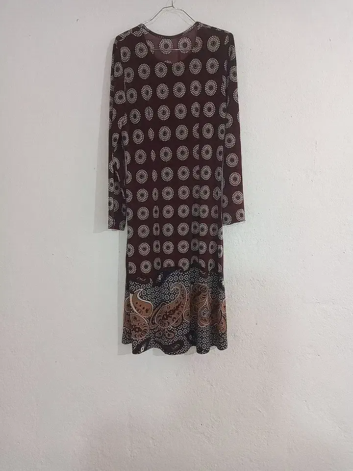 شومیز|لباس|سیرجان, |دیوار