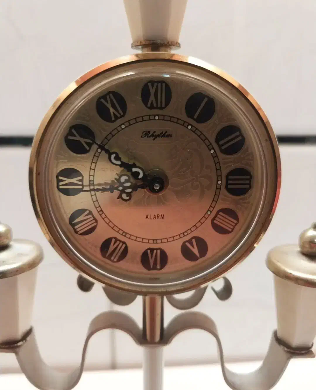 ساعت رومیزی قدیمی|کلکسیون اشیاء عتیقه|اصفهان, سروستان|دیوار