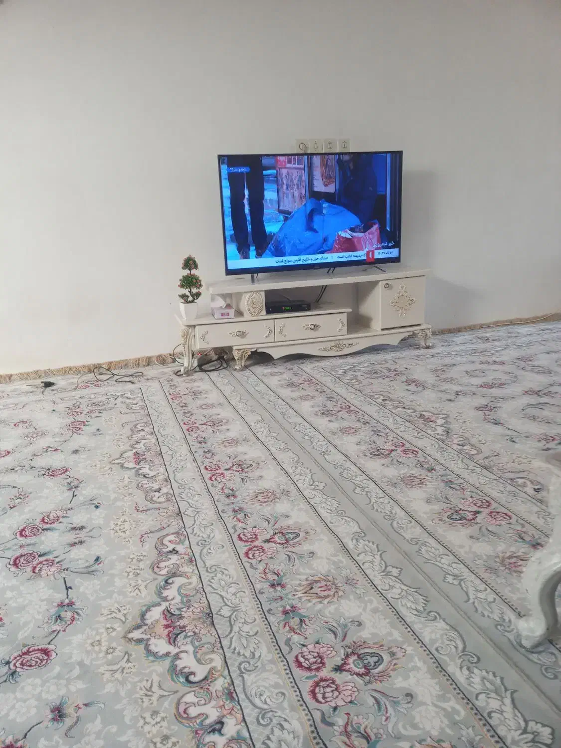 میزتلویزیون سالم وتمیزدرحدنو|میز تلویزیون|دزفول, |دیوار