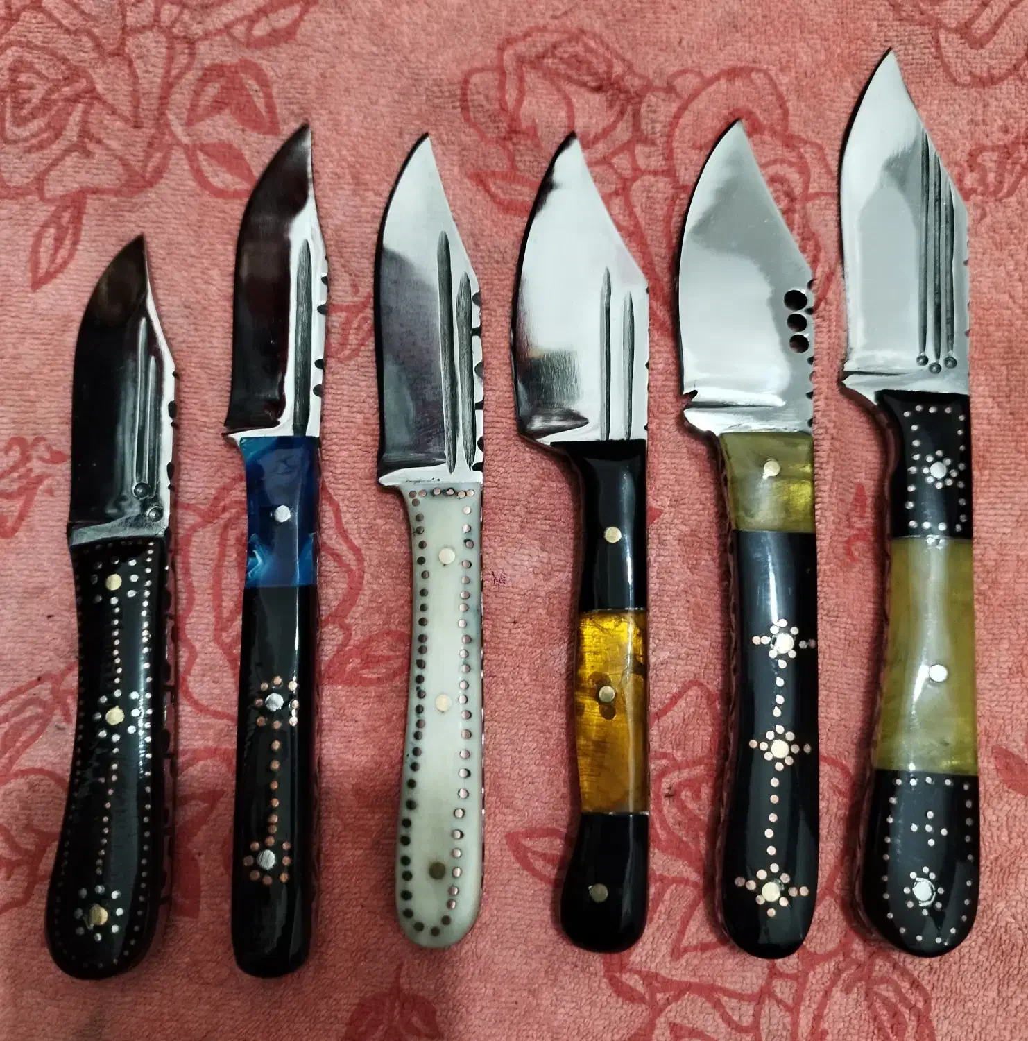 چاقو دست ساز|کلکسیون اشیاء عتیقه|مراغه, |دیوار