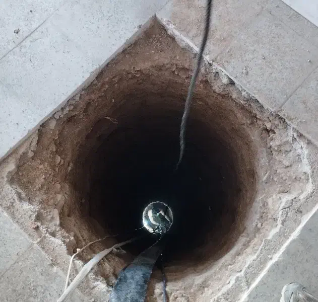 حفاری چاه کنی .تخریب ساختمان|خدمات پیشه و مهارت|ابهر, |دیوار