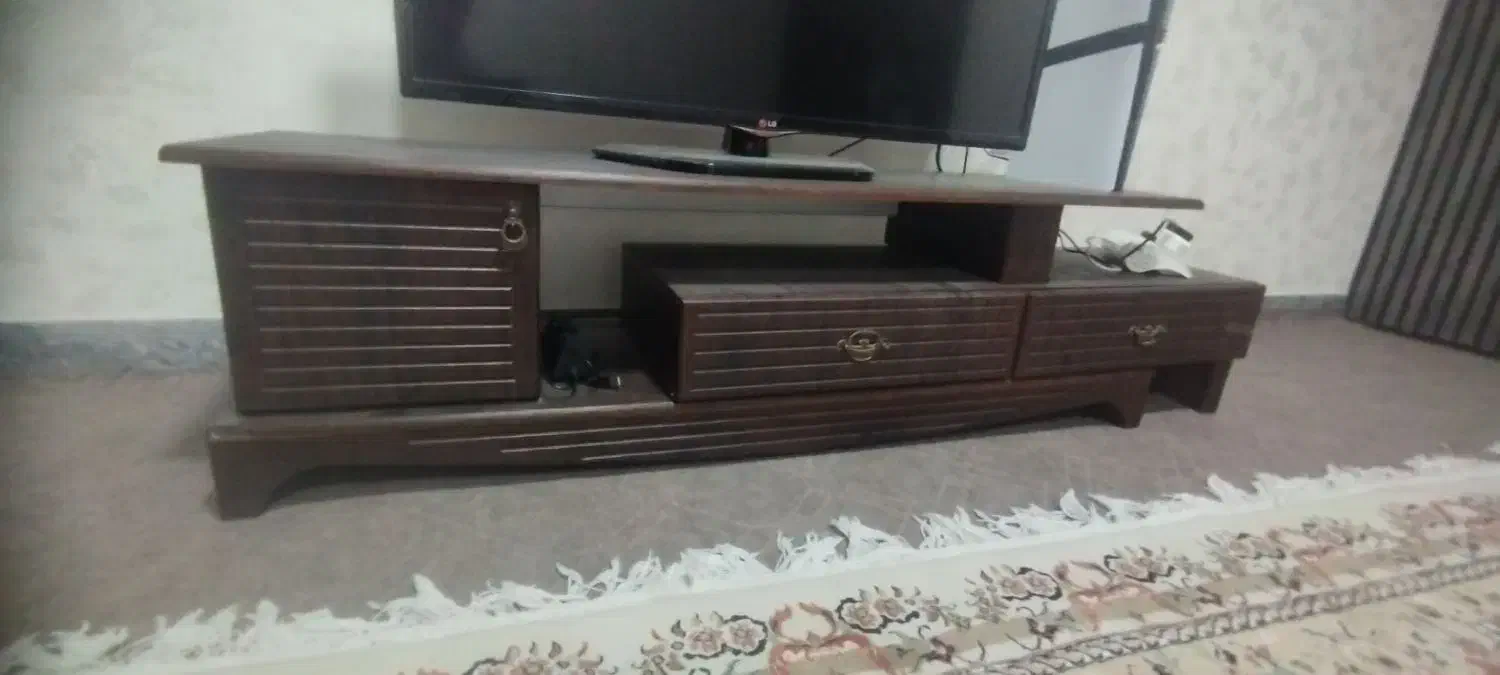 تلویزیون 42 اصلی|تلویزیون و پروژکتور|ایوان, |دیوار