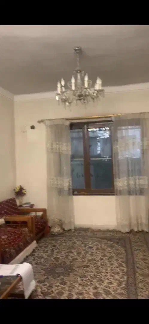 خانه در دو و نیم طبقه ۲۵۰ متر زیر بنا جمهوری|اجارهٔ خانه و ویلا|تهران, جمالزاده|دیوار