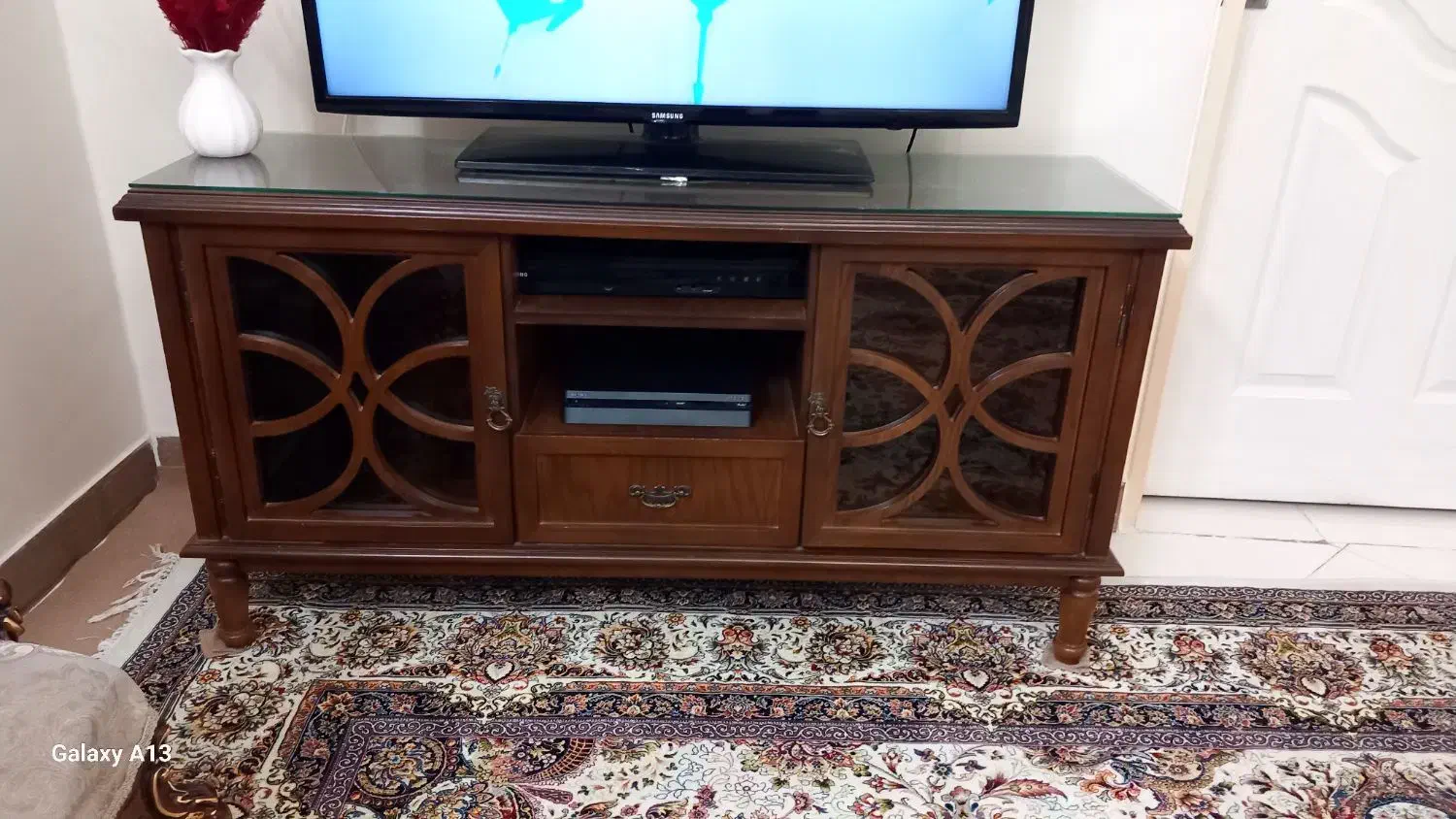 کنسول ومیز تلوزیون چوبی|بوفه، ویترین، کنسول|تهران, والفجر (افسریه)|دیوار