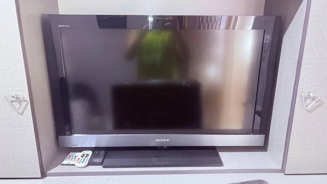 تلوزیون SONYسونی ۳۲ اینچ|تلویزیون و پروژکتور|رشت, دیانتی|دیوار