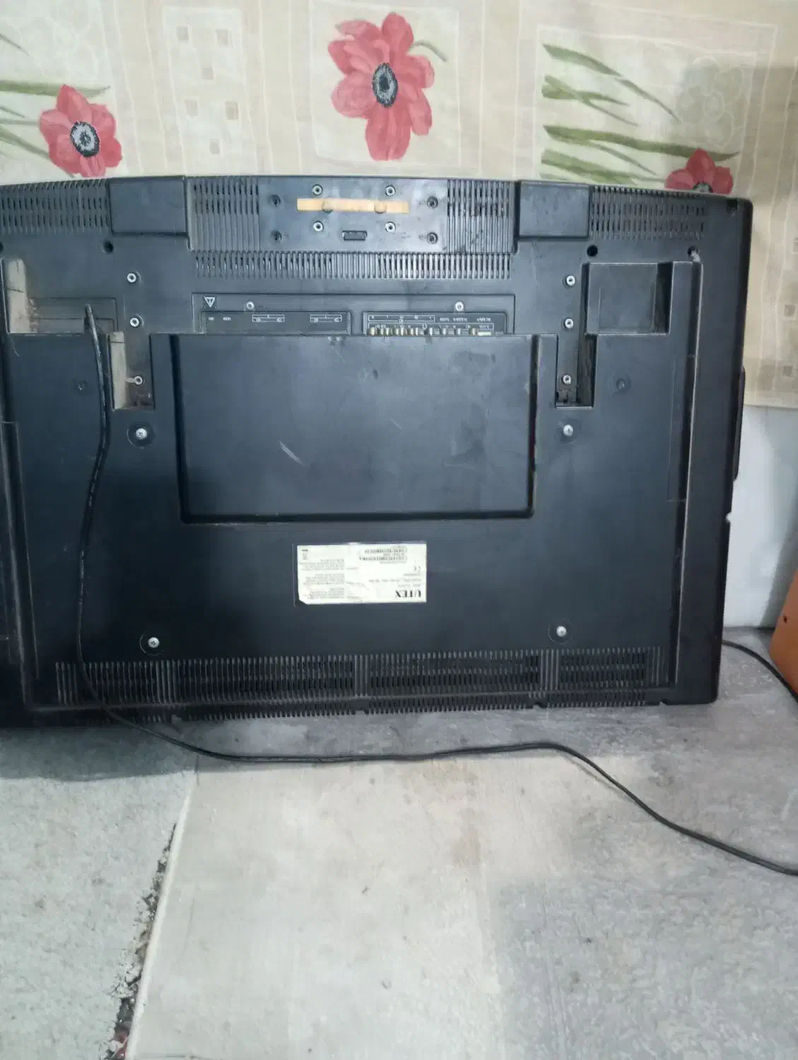 تلویزیون ال سی دی|تلویزیون و پروژکتور|بندرعباس, |دیوار